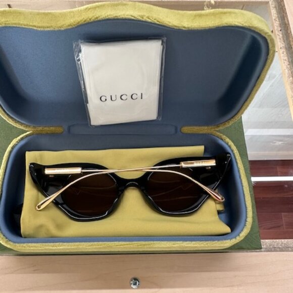 Gucci Cat Eye Colorblock Pattern Sunglasses New in Box - Picture 3 of 8